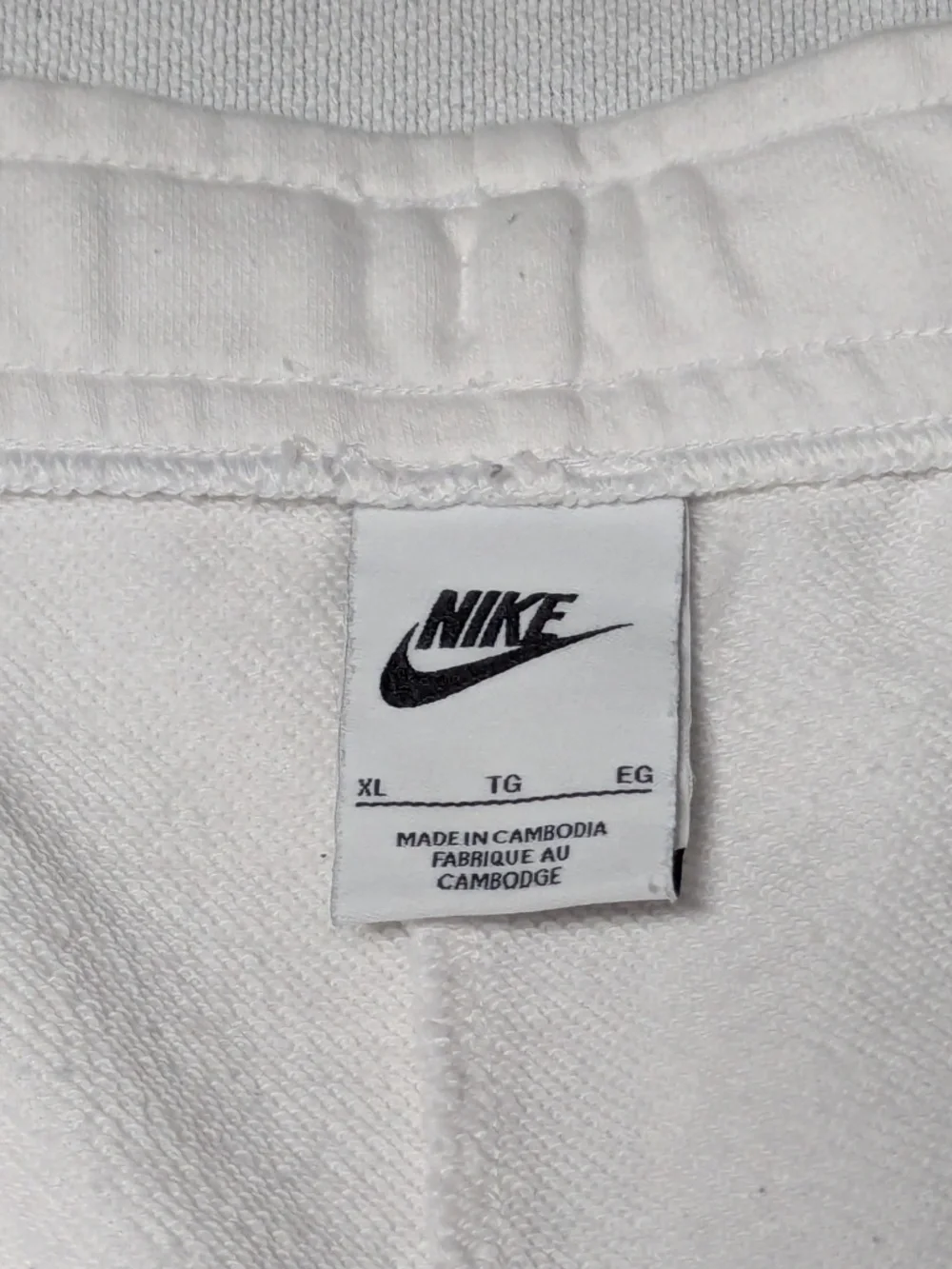 Nike Lounge Shorts - Size XL